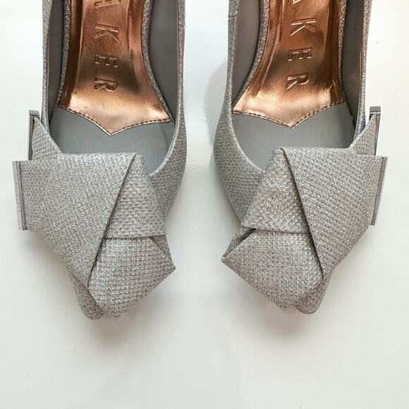 Ted Baker Silver Glitter Metallic Bow Detail Pointed Toe Linesm Pumps Size 38.5 - Picture 4 of 11